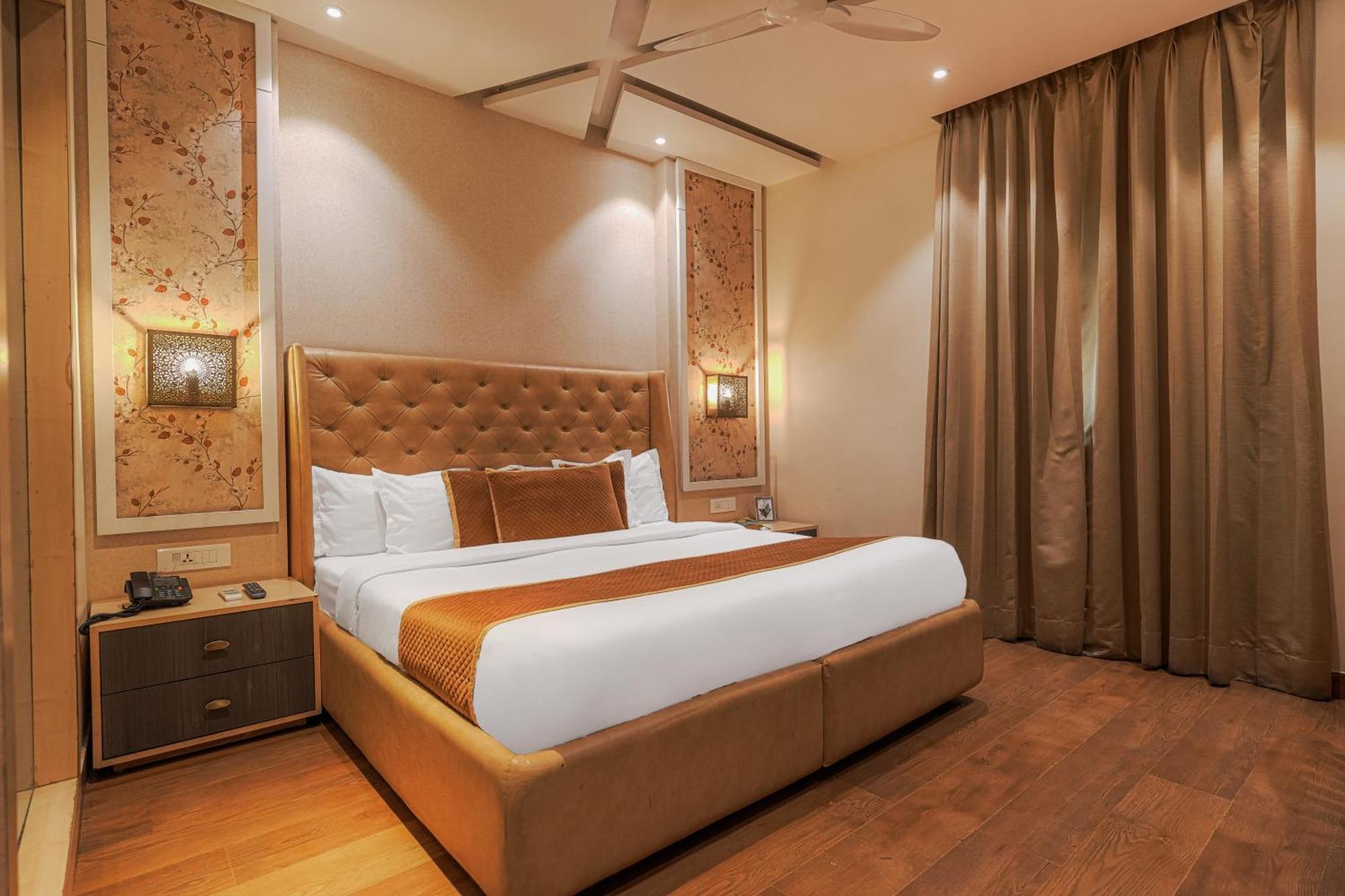 Csjs Inn Hotel Амритсар Экстерьер фото