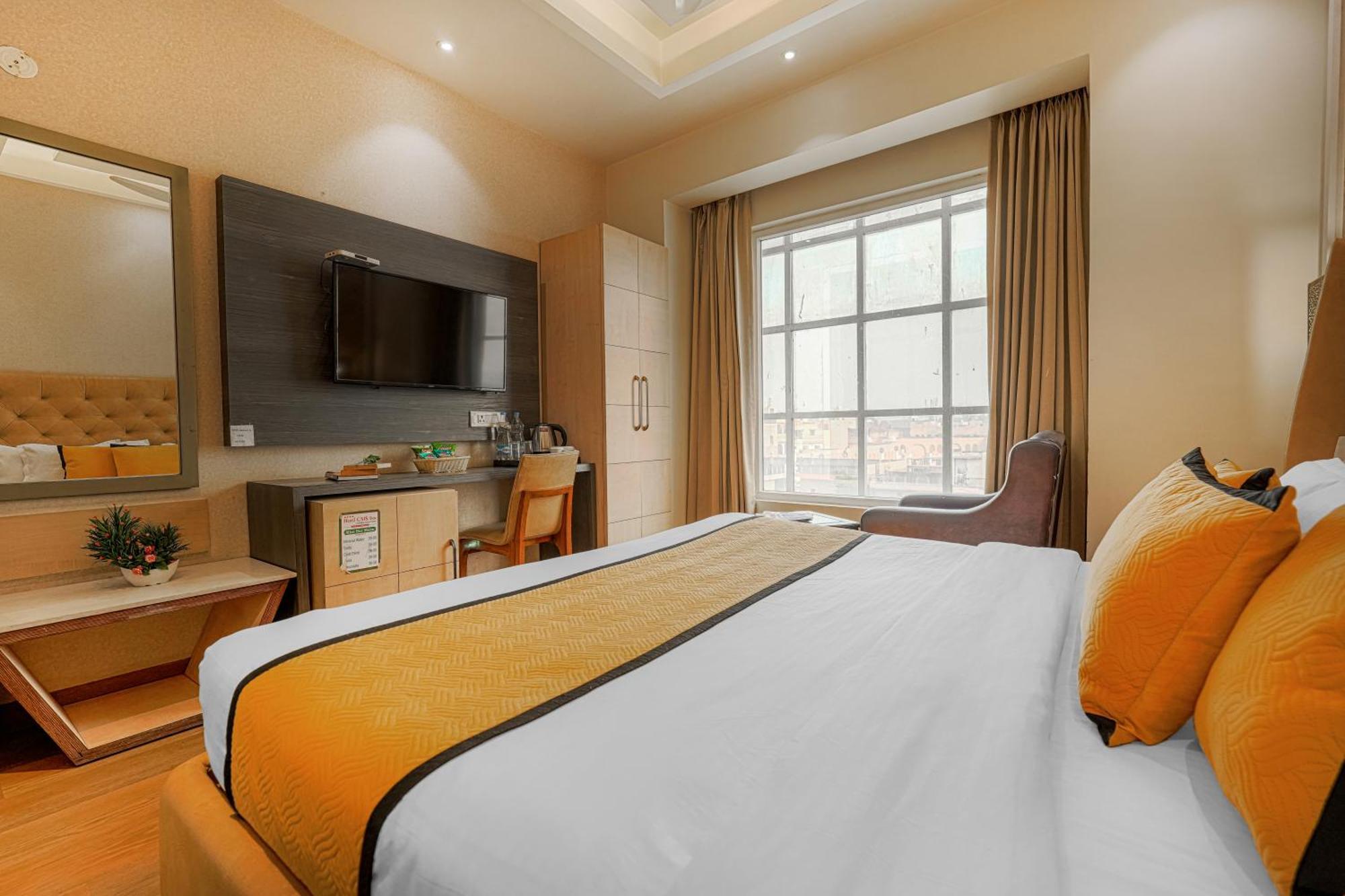 Csjs Inn Hotel Амритсар Экстерьер фото